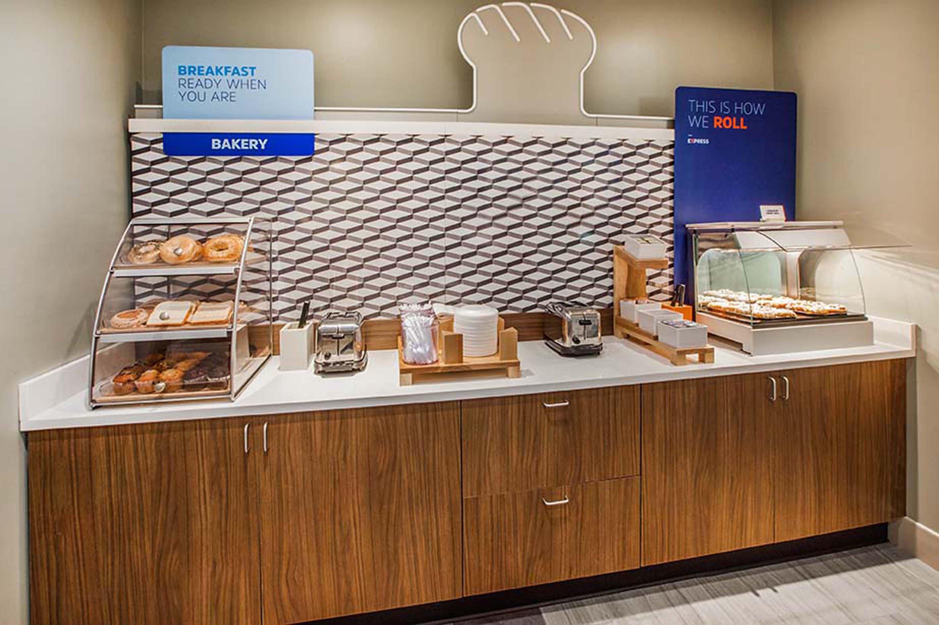 Holiday Inn Express Waycross Eksteriør billede