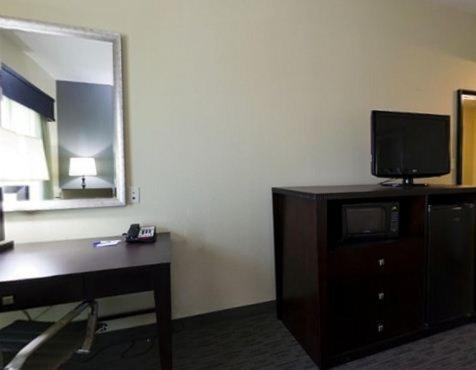 Holiday Inn Express Waycross Eksteriør billede