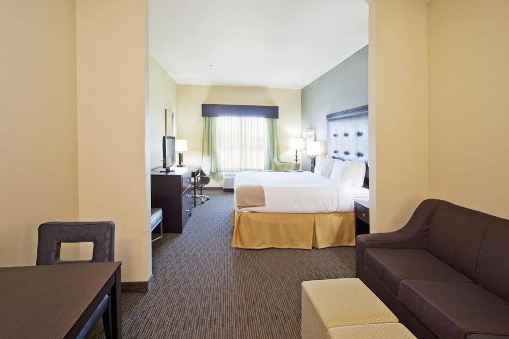 Holiday Inn Express Waycross Eksteriør billede